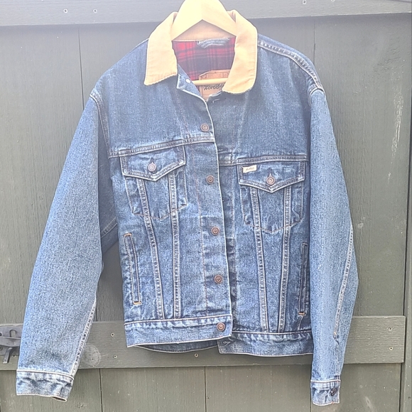 Signature by Levi Strauss Jackets & Blazers - Levi's Denim Jacket